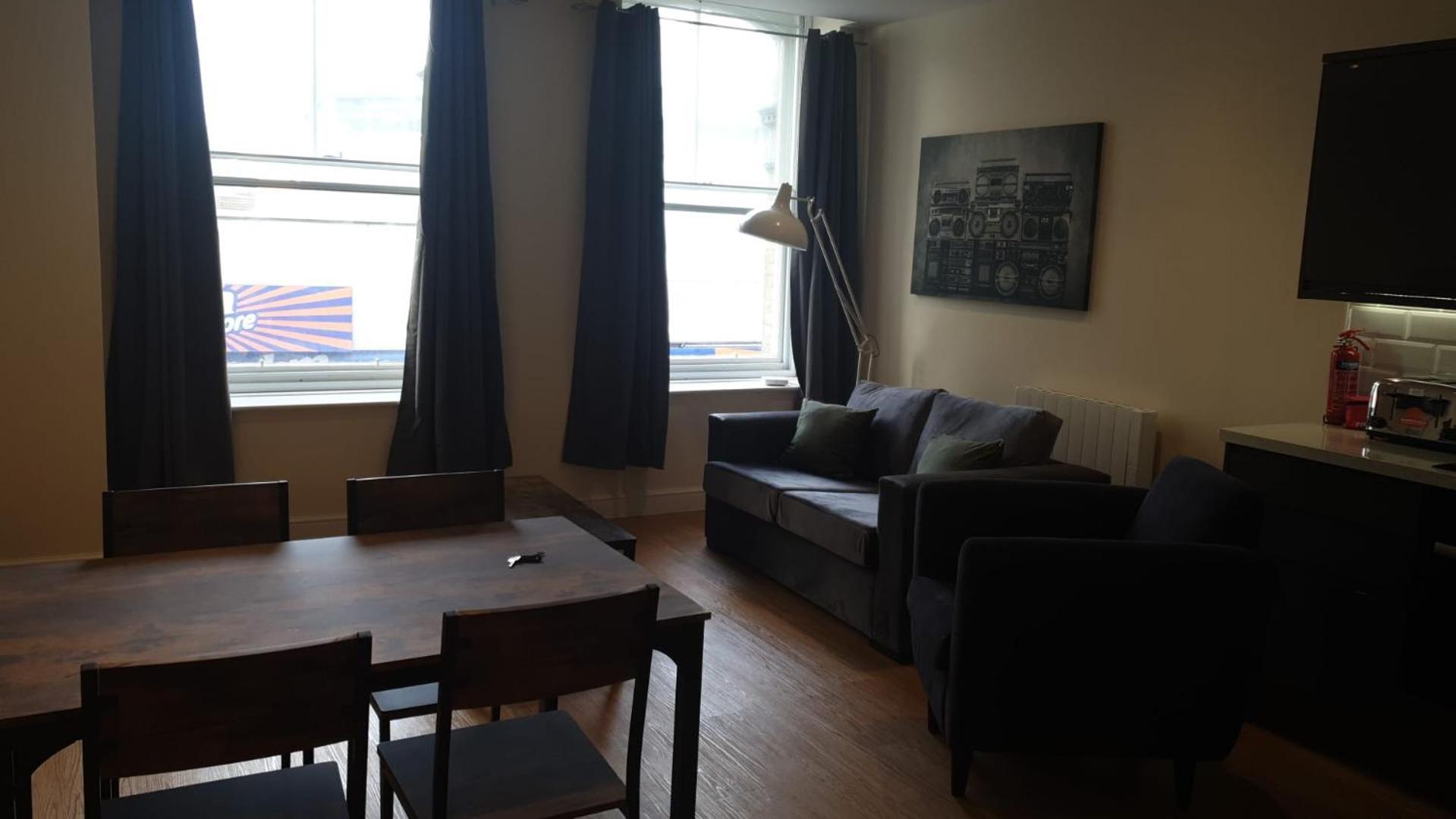 Chic 1bed Flat In Ipswich, Perfect For Contractors *